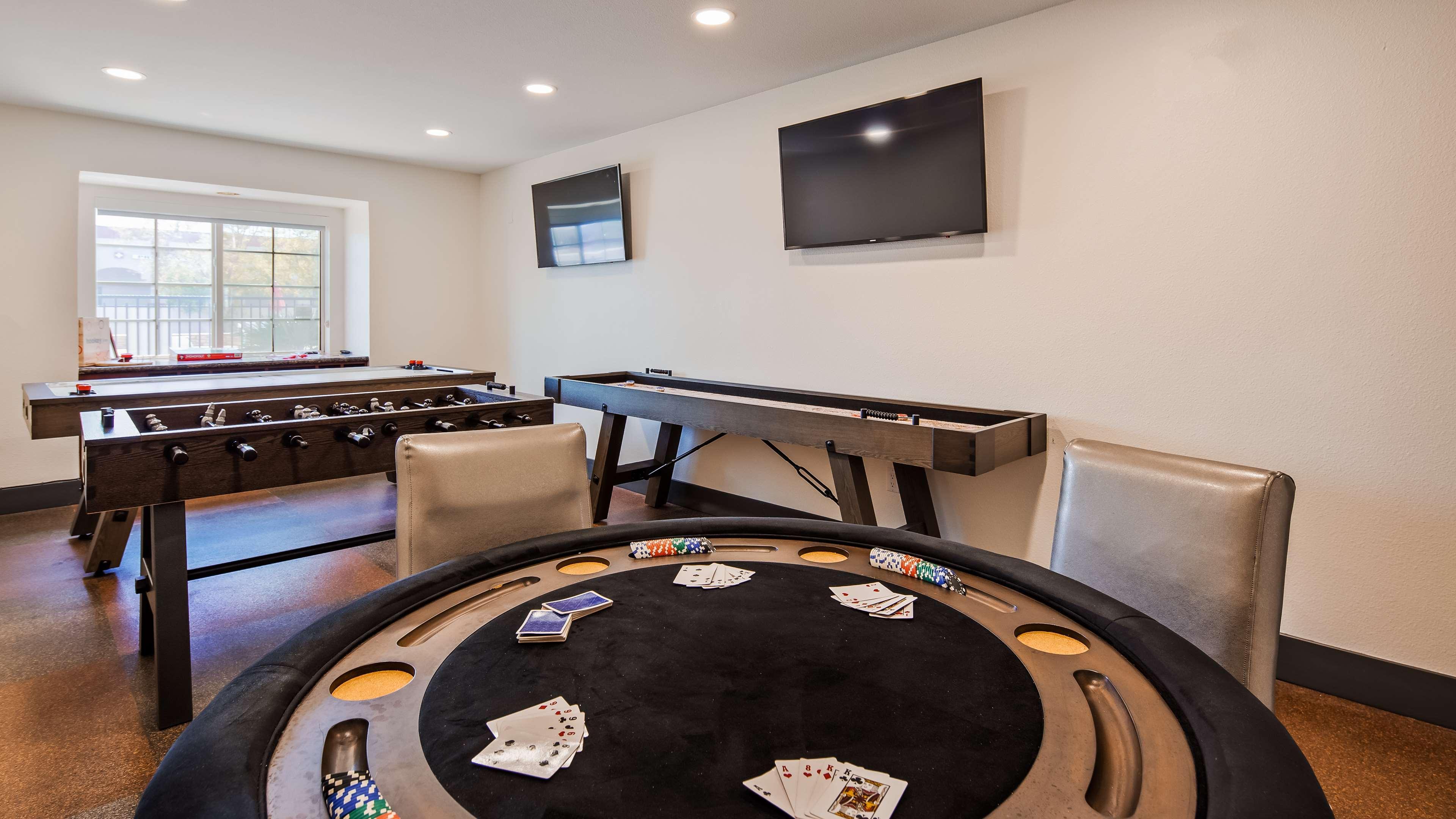 La Quinta Inn & Suites By Wyndham Tulsa Downtown - Route 66 Екстериор снимка