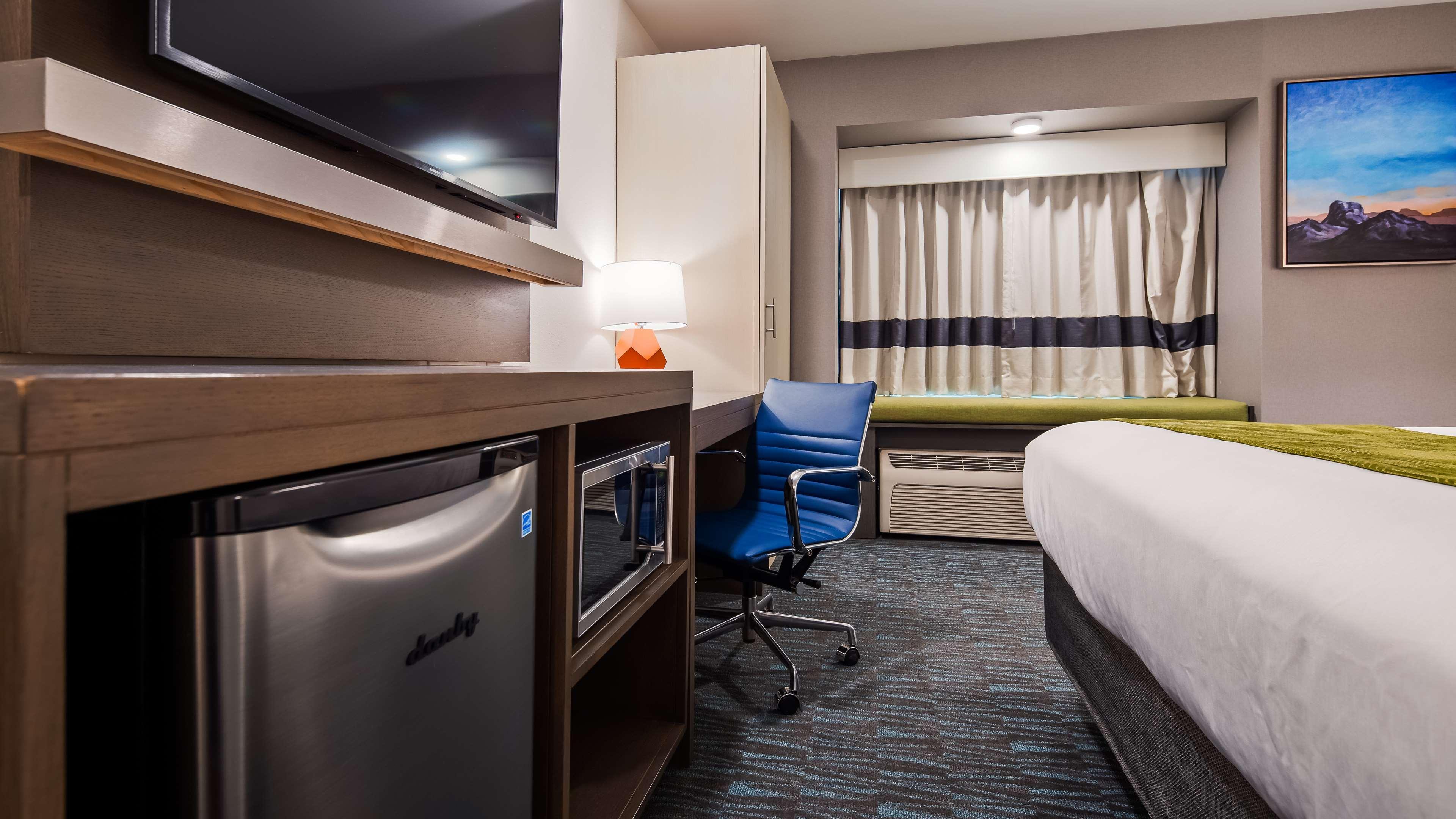 La Quinta Inn & Suites By Wyndham Tulsa Downtown - Route 66 Екстериор снимка